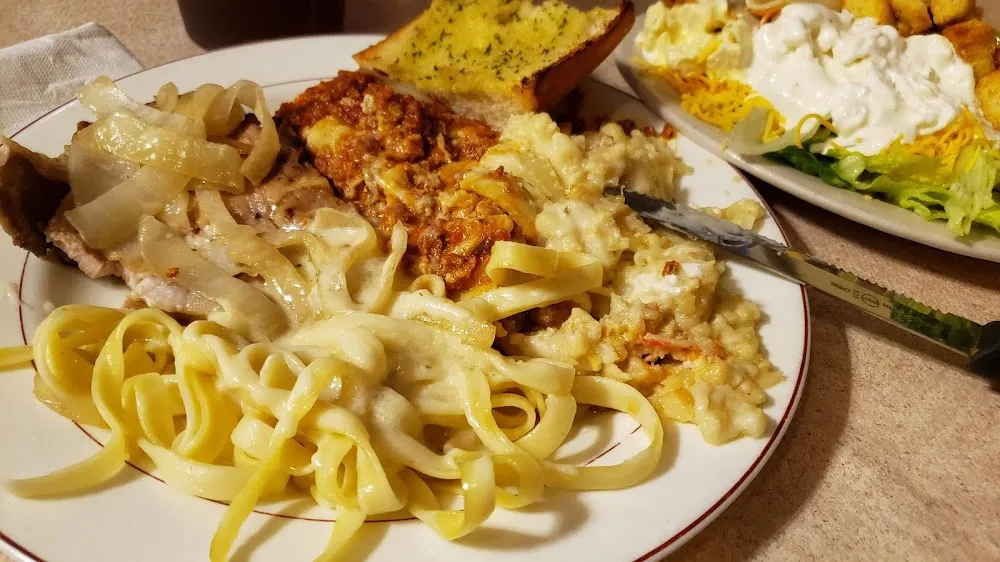Fettuccine Alfredo